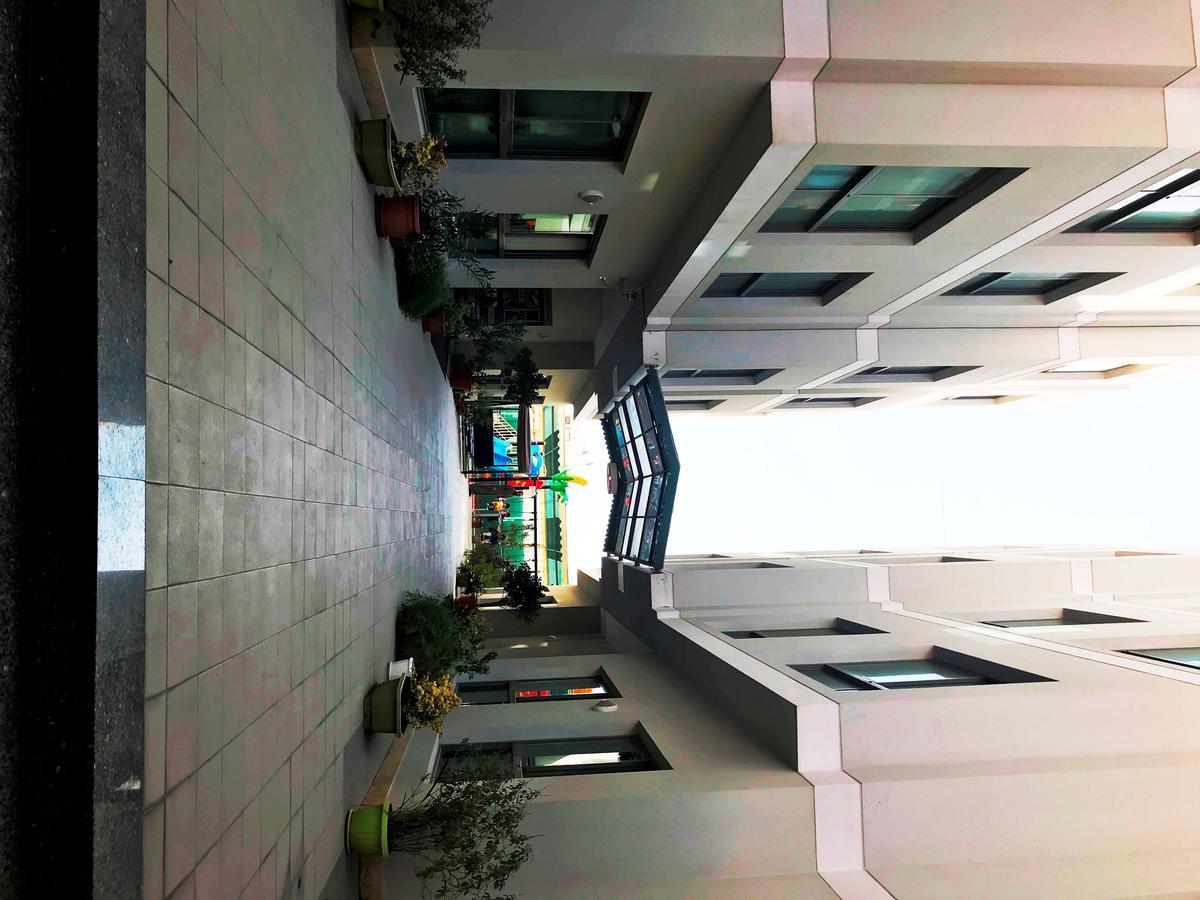 Stout Apartments Manama Luaran gambar